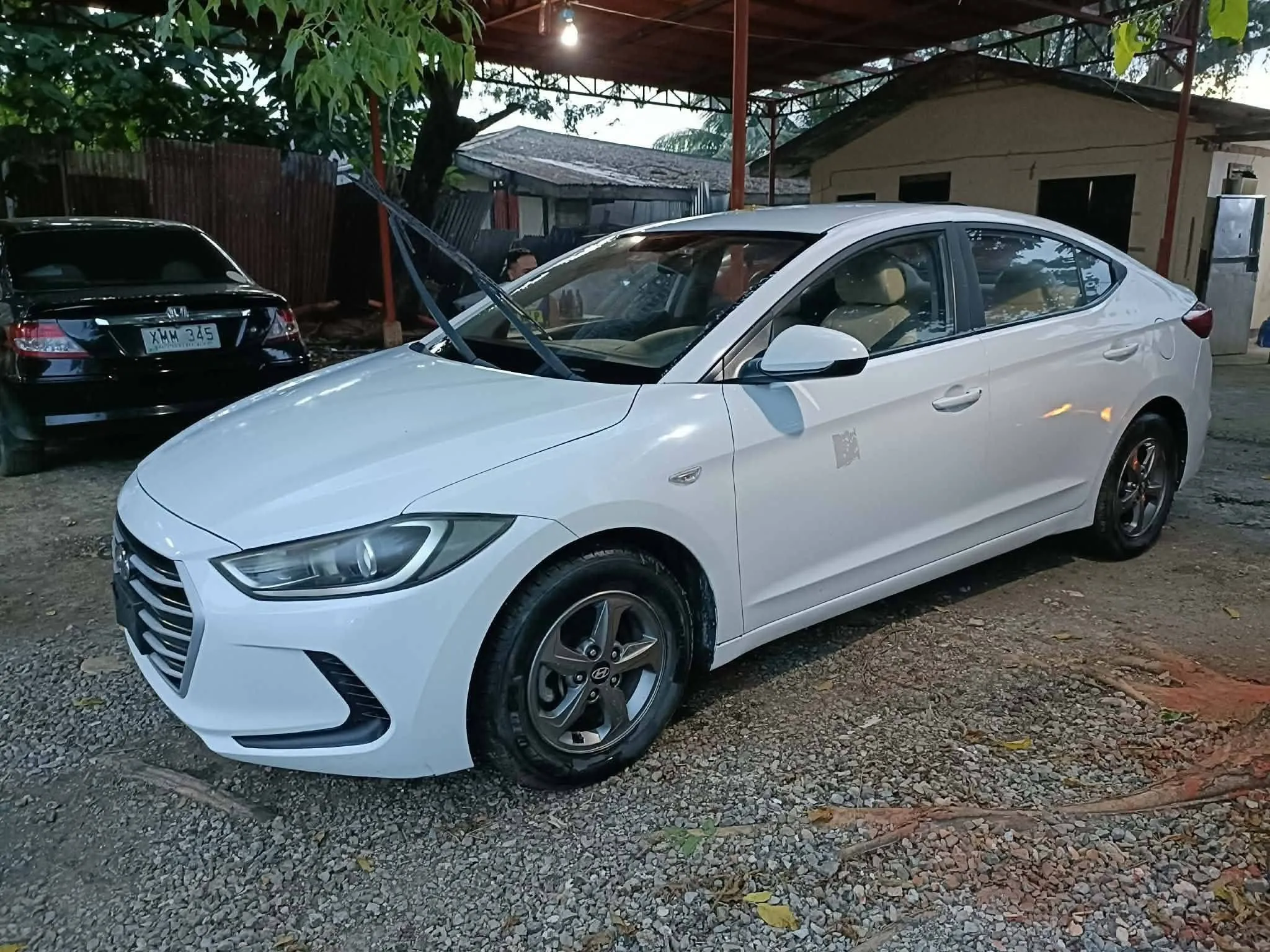 hyundai-elantra-images (5)